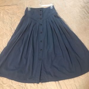 Calvin Klein skirt. Vintage 80’s. Size 8. Blue